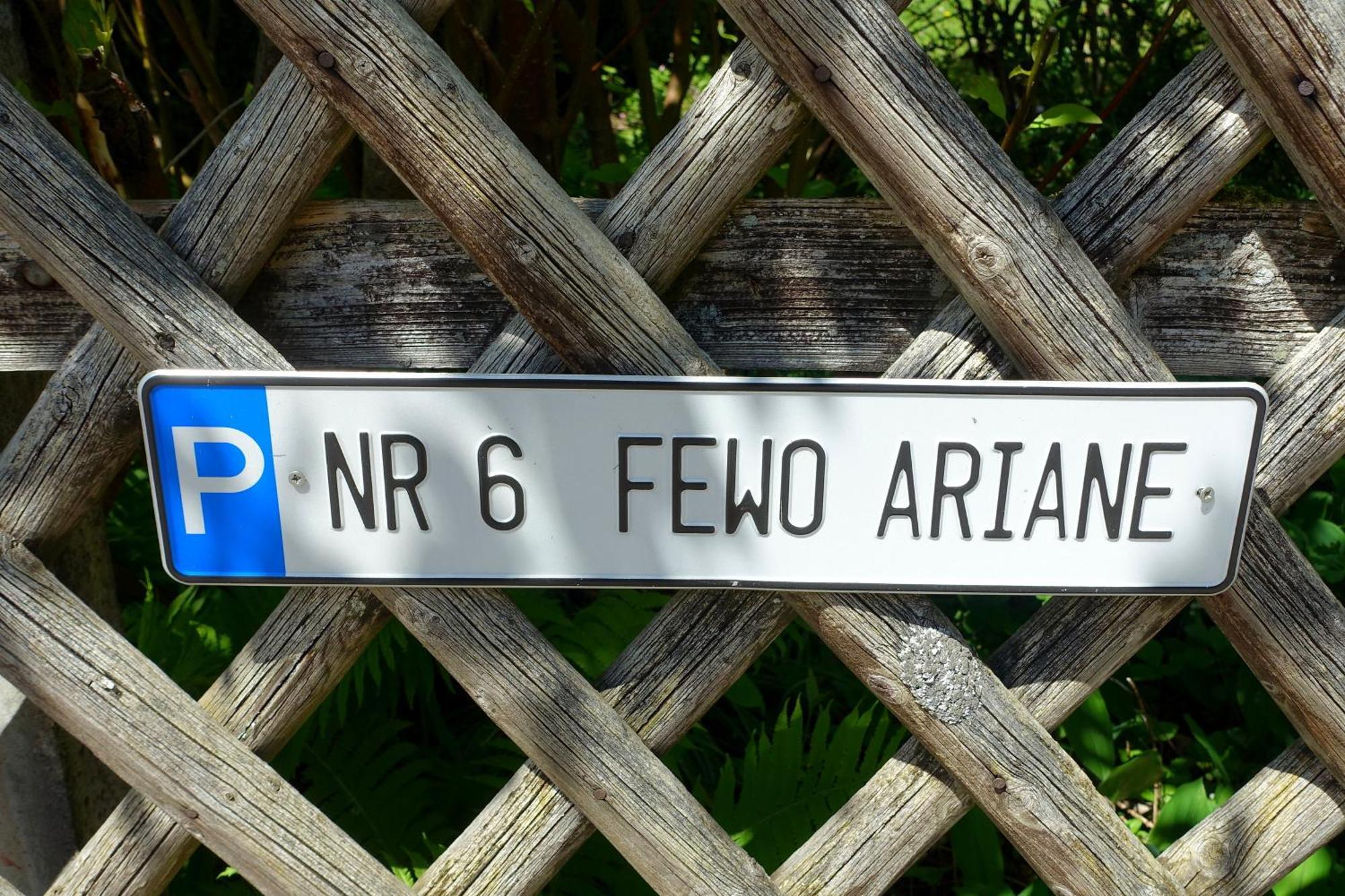Ferienwohnung Ariane ガルミッシュ・パルテンキルヒェン エクステリア 写真